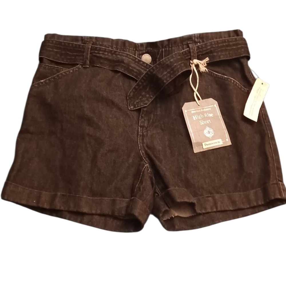 NWT!!  Democracy High Rise Cuffed & Belted Black Wash Denim Shorts